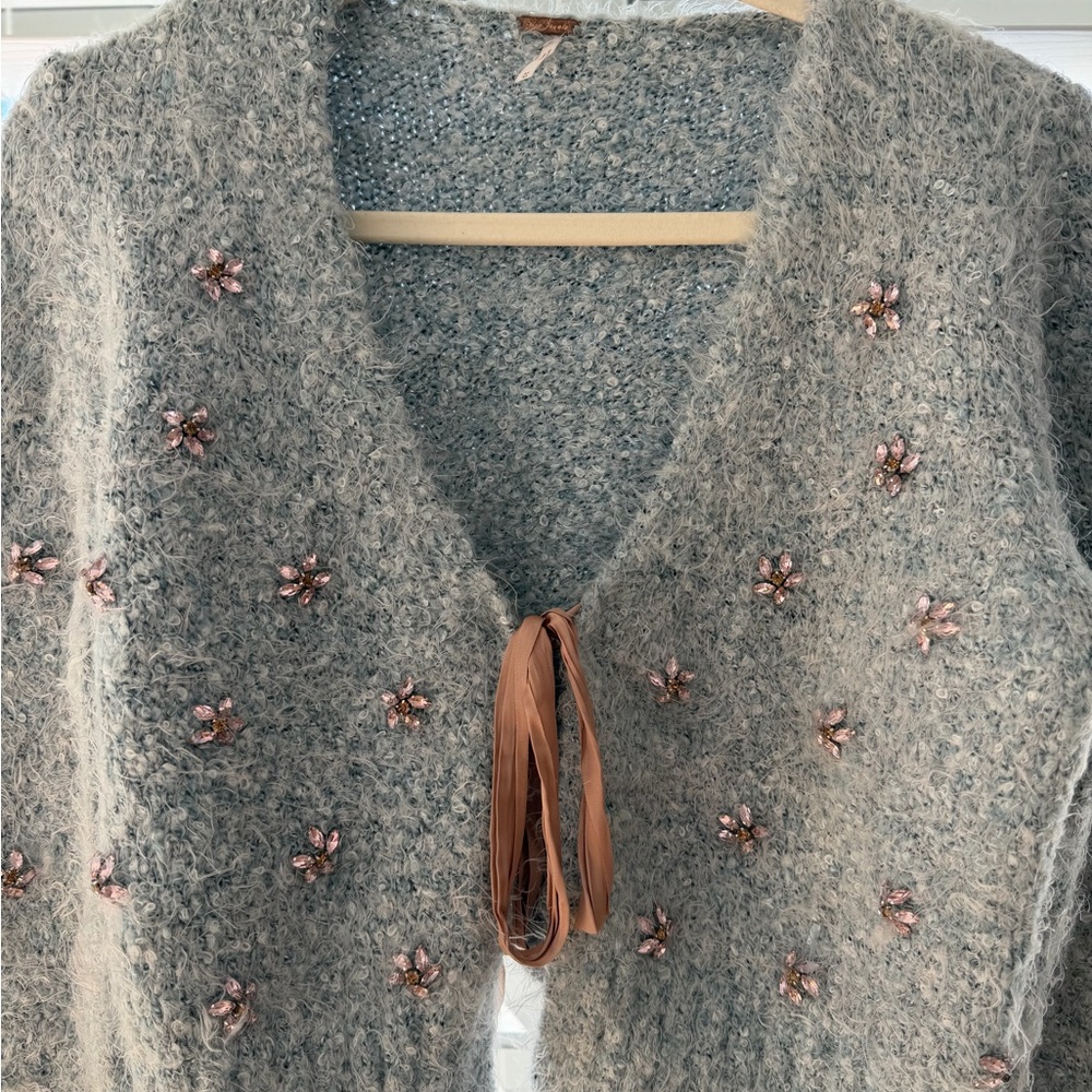 Free People Cozy Grey Embellished V-Neck Sweater Size M
